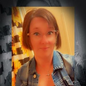 Meet your Posher, Amie